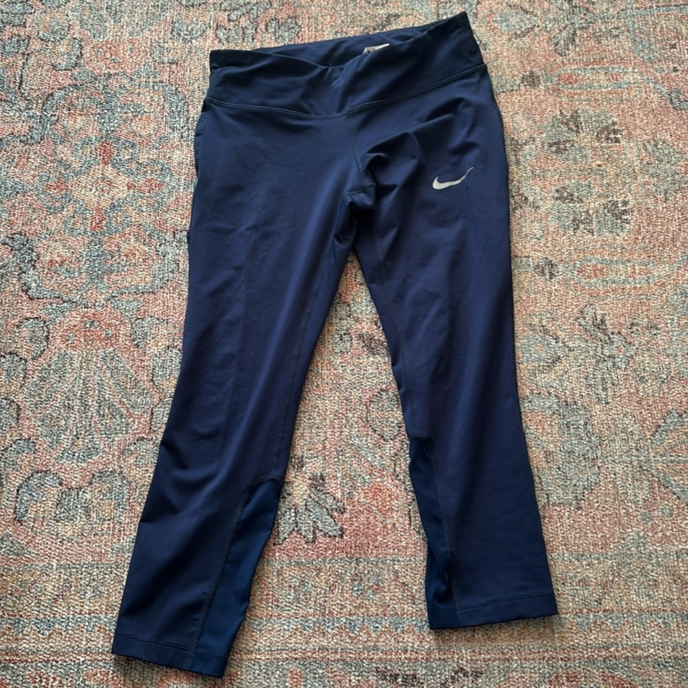Nike Size S cropped Leggings